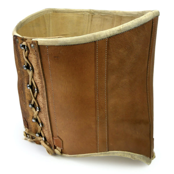 Superbe corset underbust ancien des années 30/40 Belgique (3/4)