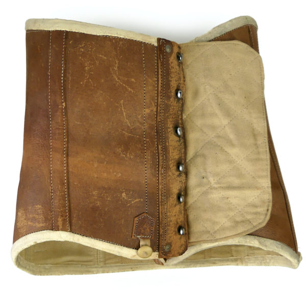 Superbe corset underbust ancien des années 30/40 Belgique (détail)