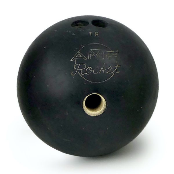 Boule et quille de bowling AMF vintage rétro 70’s USA (détail)