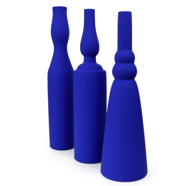 Trois vases Morandi bleu Klein IKB Design italien Collection Exclusive (3/4)