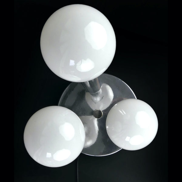 Lampe Space Age design italien en aluminium poli Années 70 (dessus)