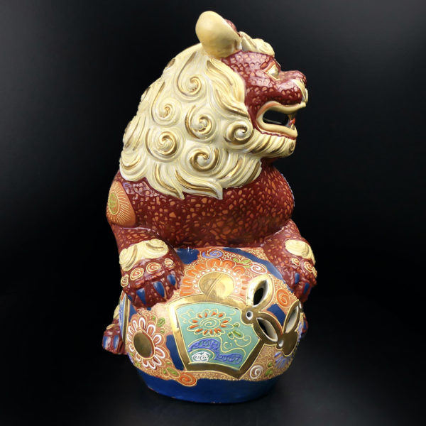 Grand Chien de fô satsuma Lion de Temple Shōwa Japon (profil)