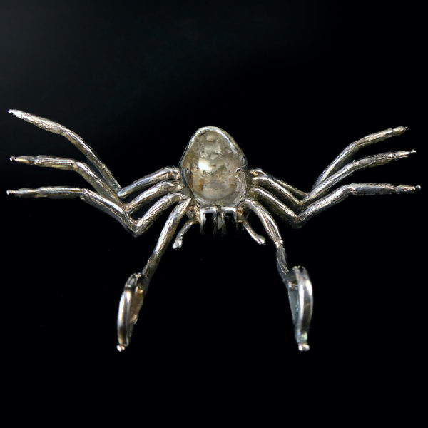 Pendentif Araignée nacre et argent 925 (dessous)
