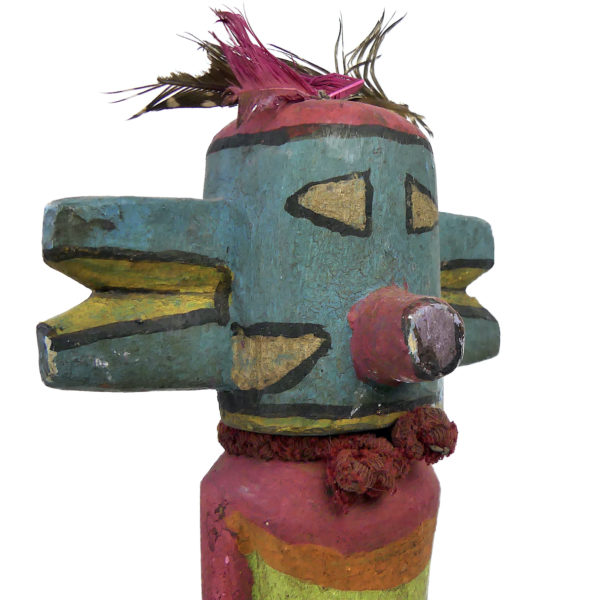 Poupée Kachina Hopi aux oreilles doubles en bois léger Arizona (détail 3/4)