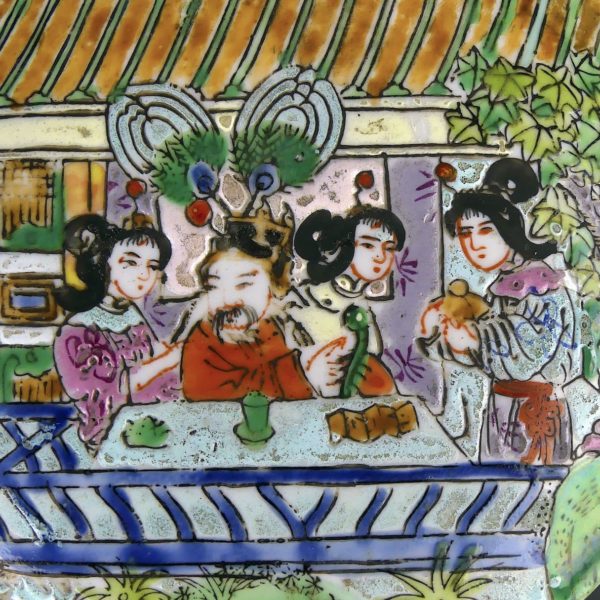 Pot en porcelaine de Chine émaux de Canton Dynastie Qing XIXe (détail)