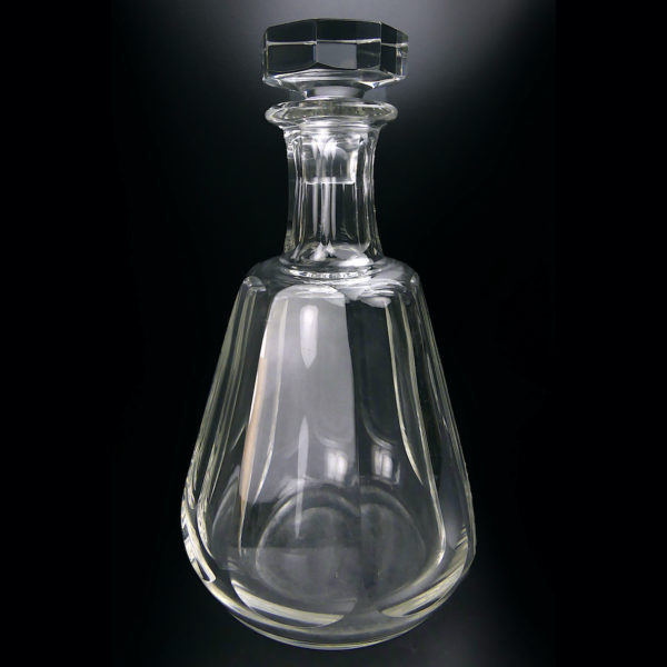 Carafe à vin en cristal de Baccarat modèle Talleyrand signée (face)