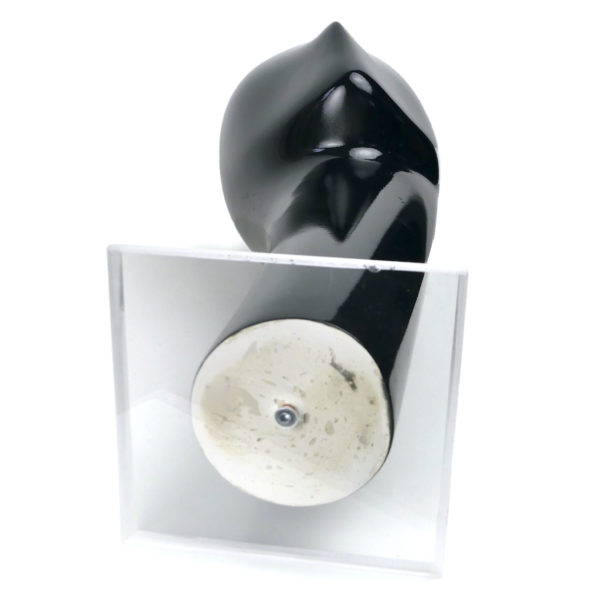 Marotte noire design sur socle Plexiglas Style Brancusi (dessous)