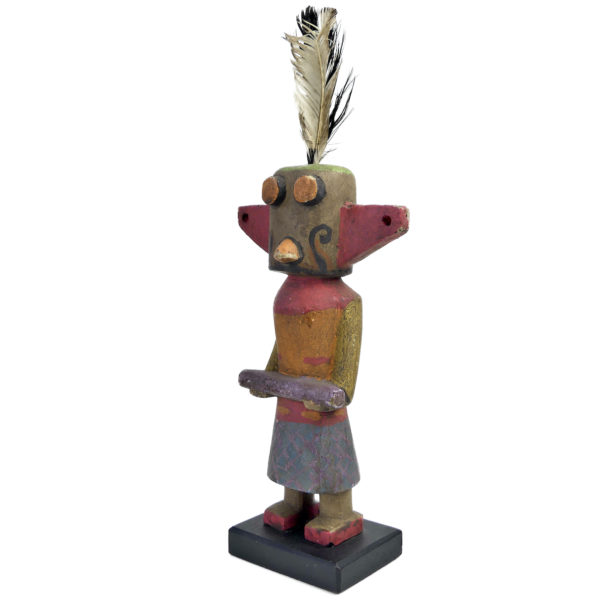 Poupée Kachina à petit bec et oreilles triangulaires Hopi en bois sur socle (3/4)