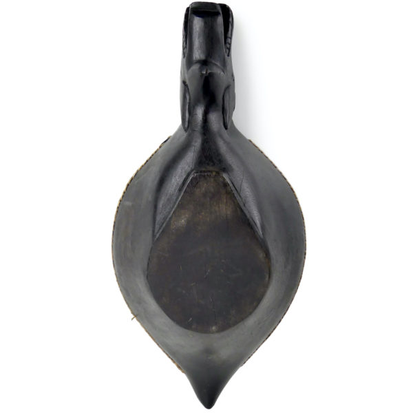 Coupe de cérémonie Batak en bois sculpté et rotin tressé Sumatra (dessous)