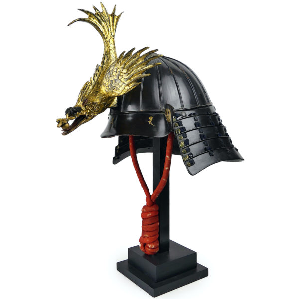 Kabuto Maruni Daki Omodaka au dragon d’eau doré Début Edo soclé (3/4)