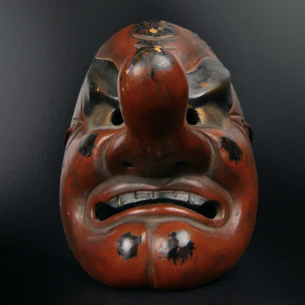 Masque Tengu ancien en laque sèche Théâtre nô Japon Ère Shōwa (dessous)