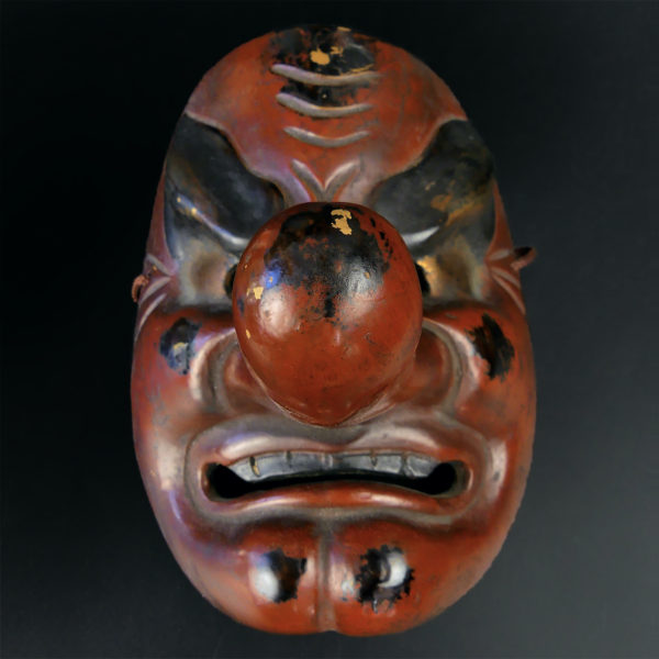 Masque Tengu ancien en laque sèche Théâtre nô Japon Ère Shōwa (face)