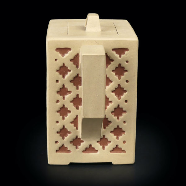 Théière rectangulaire chinoise en terre de Yixing Chine Objet rare de collection (dos)