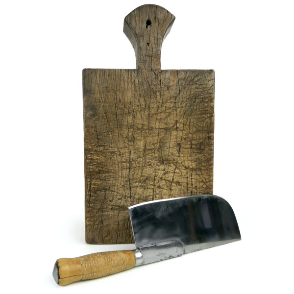 Grande planche à découper et feuille de boucher anciennes France (face)
