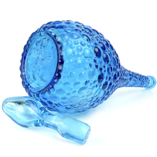 Trois carafes bleues italiennes avec bouchons en verre d’Empoli Mi-XXe (carafe 2 ouverte)