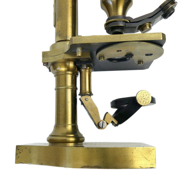 Microscope NACHET ET FILS Paris en laiton massif restauré 1880 XIXe (détail)