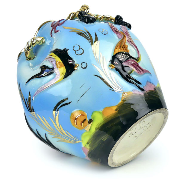 Vase boule Monaco Vallauris barbotine poissons et coquillages Cerdazur (dessous 3/4)