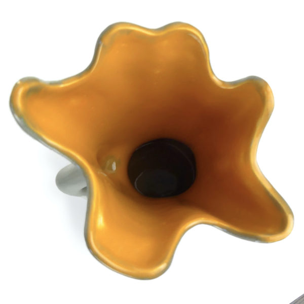 Vase tulipe corolle gris et orange acidulé en céramique METACERAM (dessus)