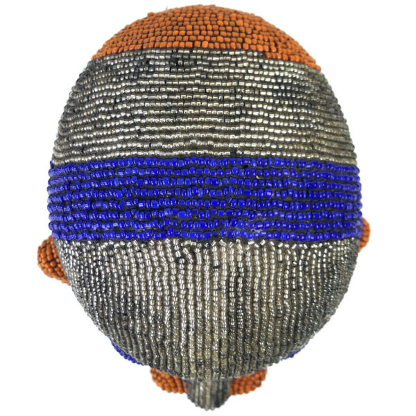 Tête perlée Bamiléké traditionnelle en terre cuite et perles Art de Cameroun (dessus)