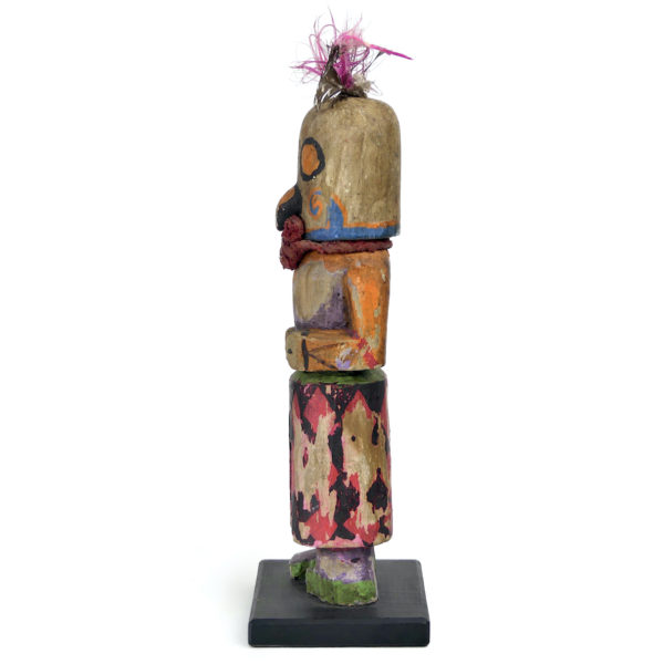 Poupée Kachina à oreille percée et petit bec en bois léger Hopi USA (profil)