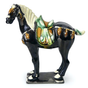 Petit cheval noir style Tang en céramique émaillée chinoise (profil)