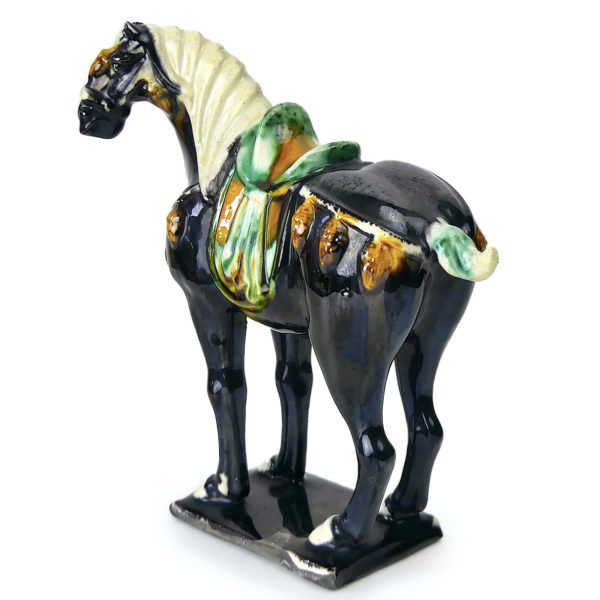Petit cheval noir style Tang en céramique émaillée chinoise (3/4 dos)
