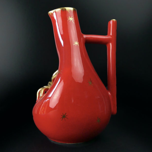 Pichet rouge et or Vallauris céramique provençale années 60 France (profil)