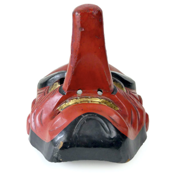 Masque Tengu ancien en bois sculpté rouge noir et or Théâtre nô (dessous)
