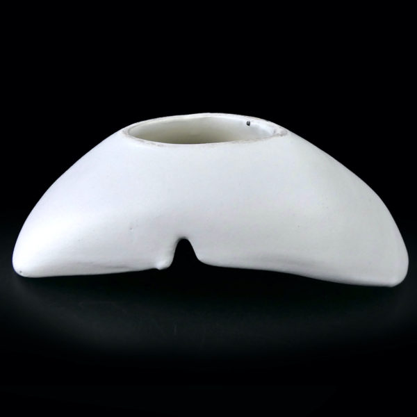 Coupelle Capron Vallauris rare céramique signée au décor abstrait noir Design 50 (dessous profil)
