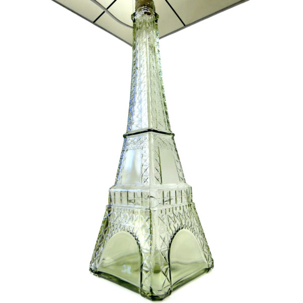 Grande lampe tour Eiffel en verre et abat-jour carré Souvenir de Paris (détail)