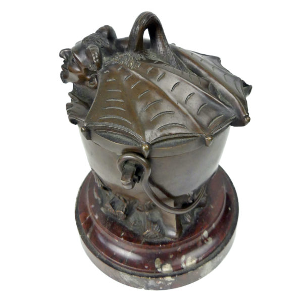 Marmite du diable en bronze patiné et marbre rouge Pot à tabac ancien XIXe (dessus 3/4)