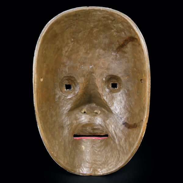 Masque Masukami Onna sculpté en bois de cyprès hinoki Japon Onnamen Shōwa (dos)