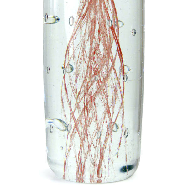 Sulfure méduse rouge pâle en verre transparent cylindrique (détail)