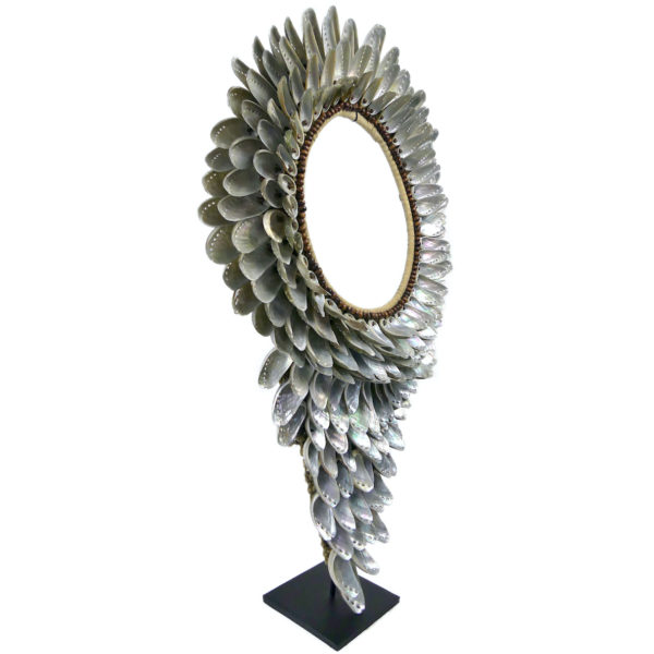 Grand plastron d'ormeaux papou exceptionnel sur pied Papouasie-Nouvelle-Guinée (3/4)