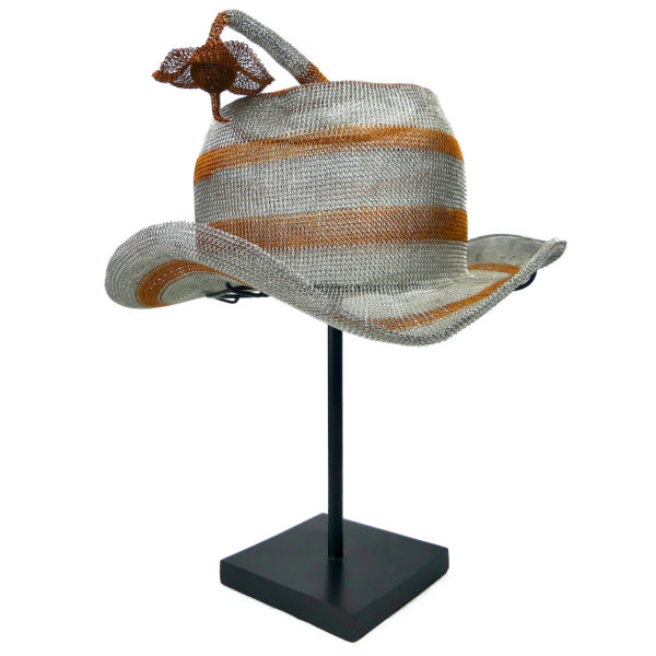 Chapeau Sumba tissé en fils d'argent et cuivre traditionnel Ikat Timor Indonésie (3/4)