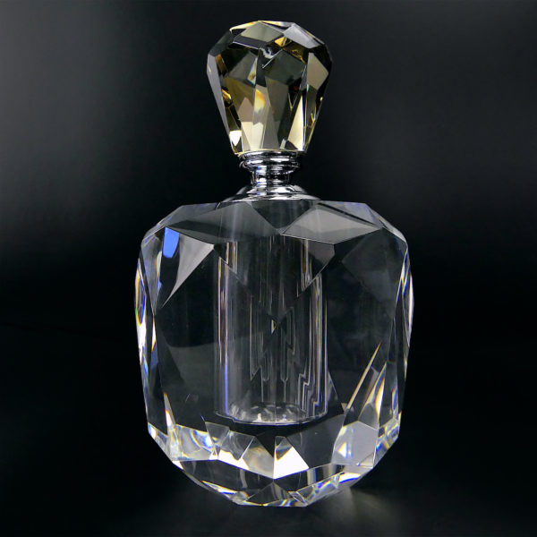 Flacon de parfum boule massif facetté en cristal véritable fait à la main Italie (face)