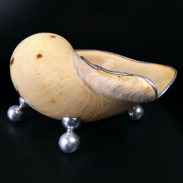Grande coupe Melo Amphora sur 4 pieds ronds en aluminium Orfèvrerie (3/4 dos)