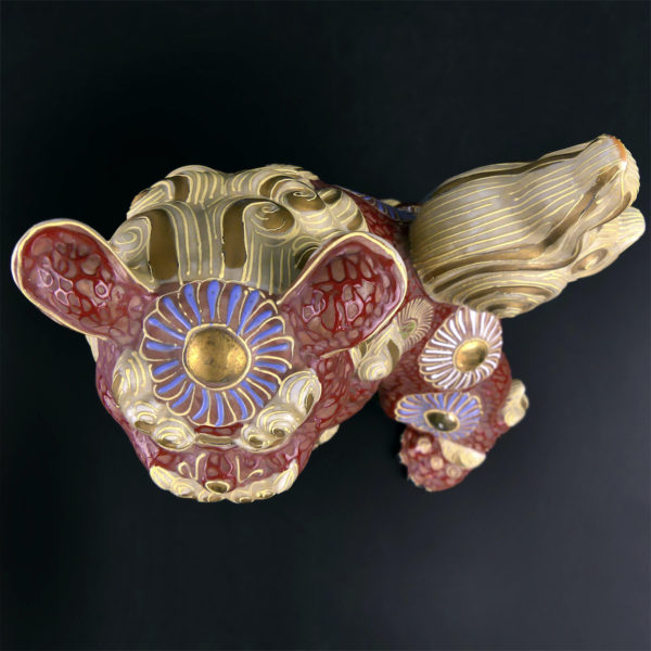 Lion gardien Shi en porcelaine japonaise Shōwa Ornement Tamajishi Kutani-yaki (dessus)
