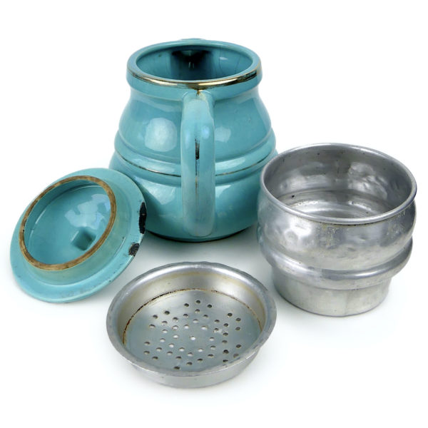 Cafetière grand-mère vintage en céramique bleu ciel or et aluminium Années 50 (détail)