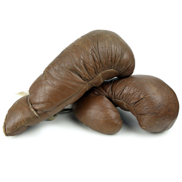 Gants de boxe vintage en cuir usé - Sport ancien - 10 UNZEN (3/4)