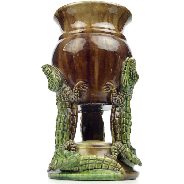 Vase aux crocodiles ancien signé en céramique verte et brune Art nouveau (face)