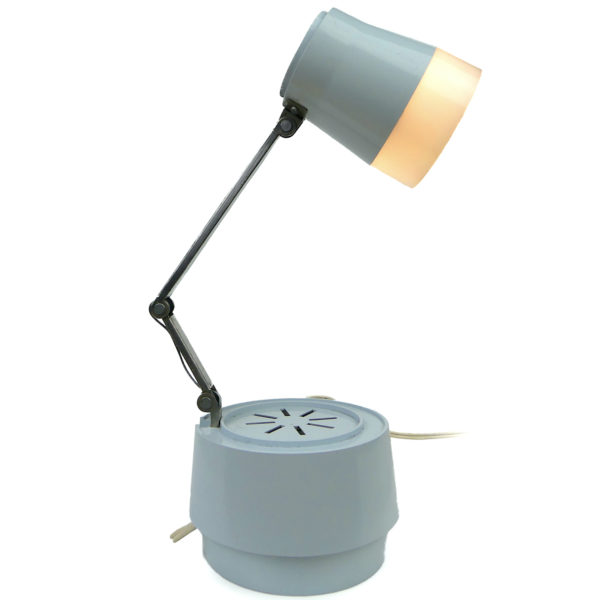 Lampe radio Space Age grandes ondes bleu ciel et acier des années 60 Italie (profil)