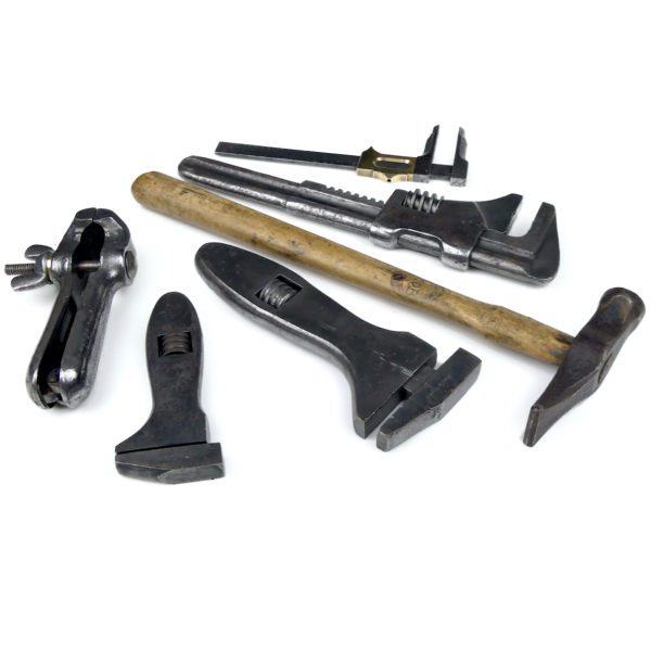 Six outils anciens des années 50 Métiers d'autrefois Curiosités