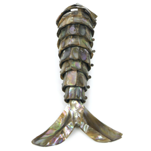 Décapsuleur poisson articulé nacre d’ormeau et argent Mexique Mi-XXe (queue)