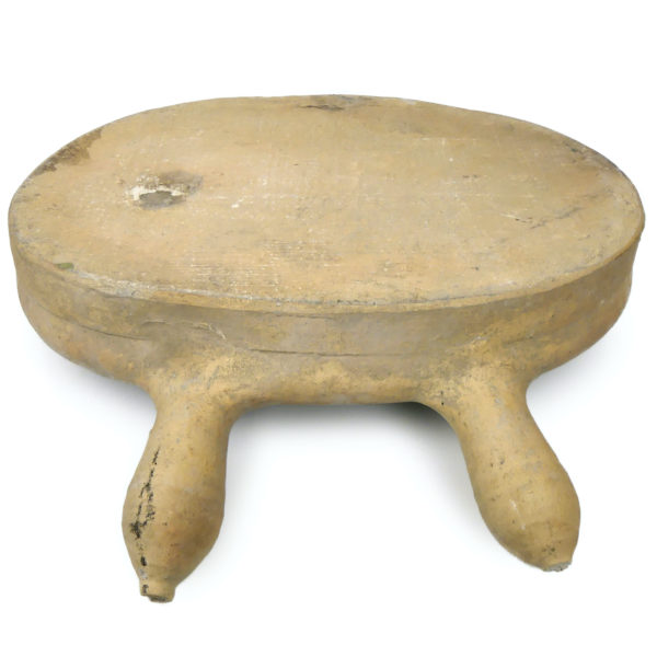 Lèchefrite Saintongeais ancien vernissé vert Poterie de Saintonge XIXe (dessous)