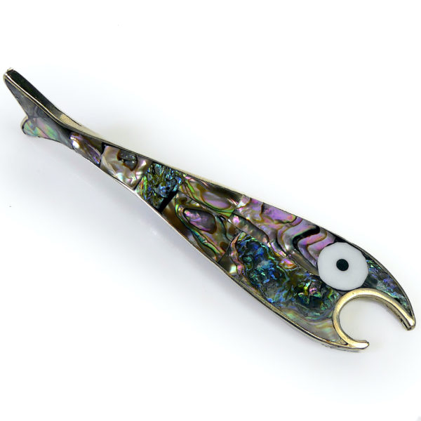 Décapsuleur poisson en argent marqueté de nacre d’ormeau Mexique (profil 3/4)