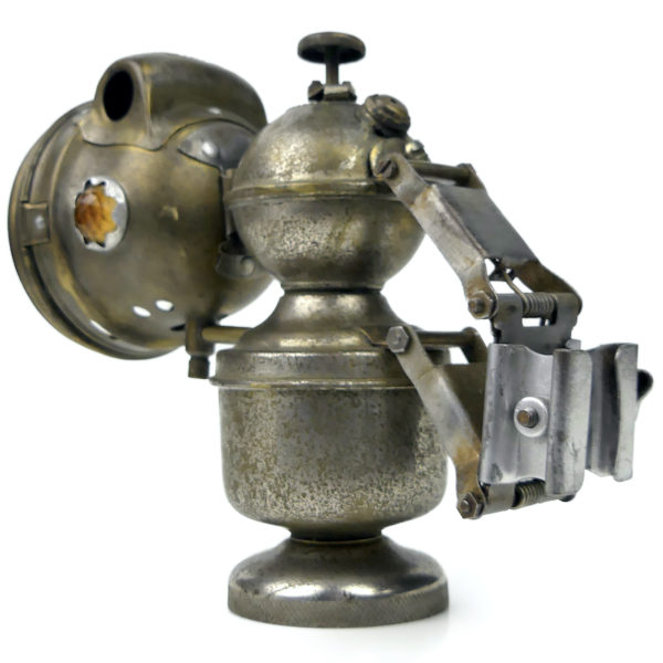 Lampe à carbure acétylène ancienne LUXOR en laiton nickelé pour bicyclette (dos 3/4)