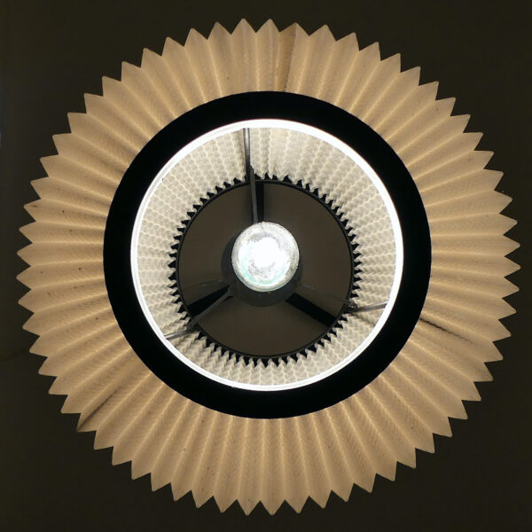 Lampe à poser RISPAL des années 50 Design français Luminaire vintage (dessus allumée)