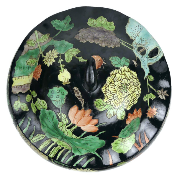 Pot couvert chinois en porcelaine de style Famille Noire Période République (dessus)