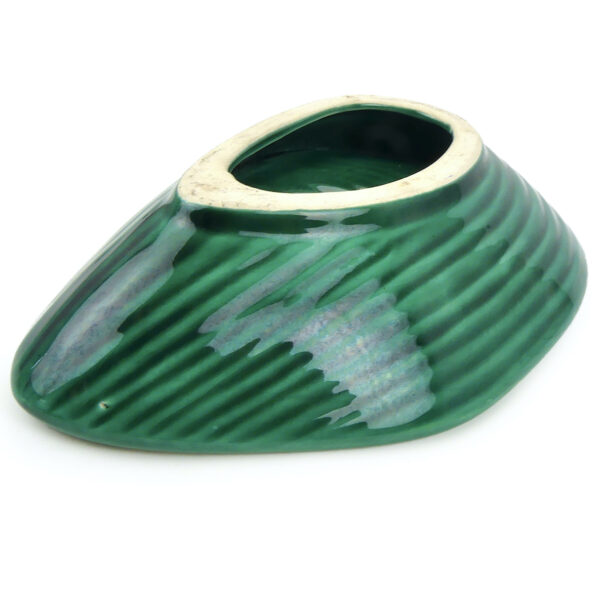 Vide-poche organique Vallauris en faïence vert profond Design 50 (dessous 3/4)